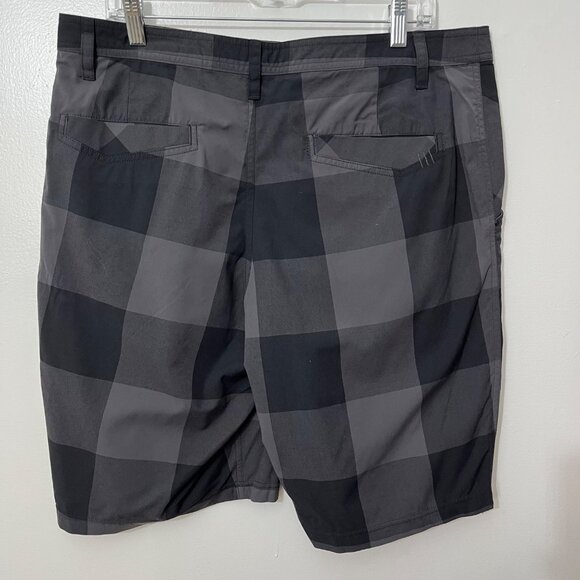 Lululemon Men's Plaid Commission Golf Chino Shorts Size 38 Black Grey 10" Inseam - Picture 3 of 5
